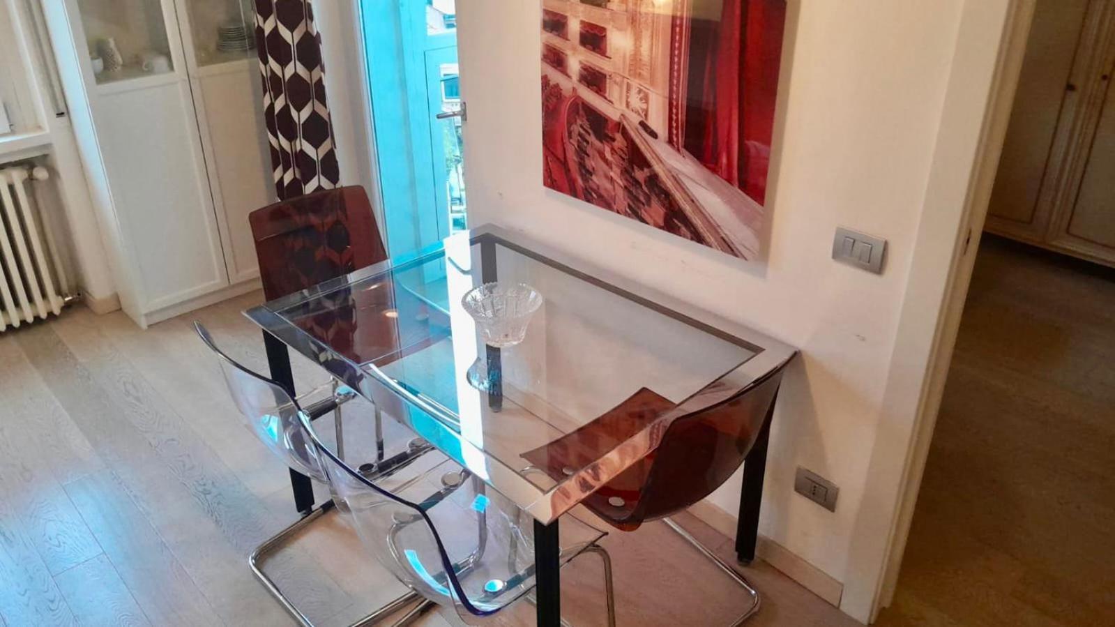 Piazzale Susa Bright Flat Con Veranda Milánó Kültér fotó
